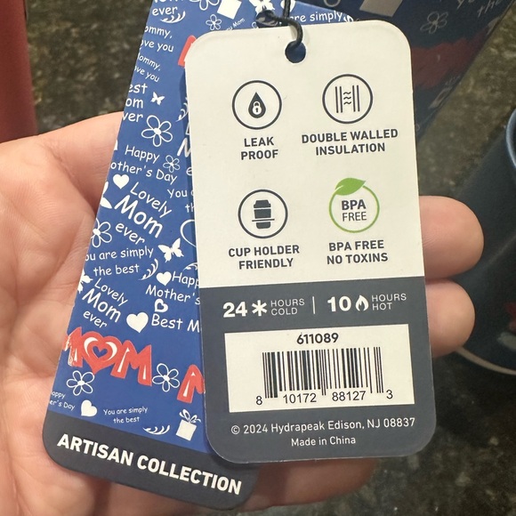 HydraPeak Mother “Mom" Word Cloud Tumbler Blue 25 oz - Picture 3 of 3